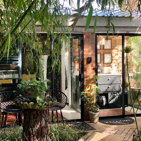 The Secret Garden Hideaway Apartment Мозел Бей Екстериор снимка